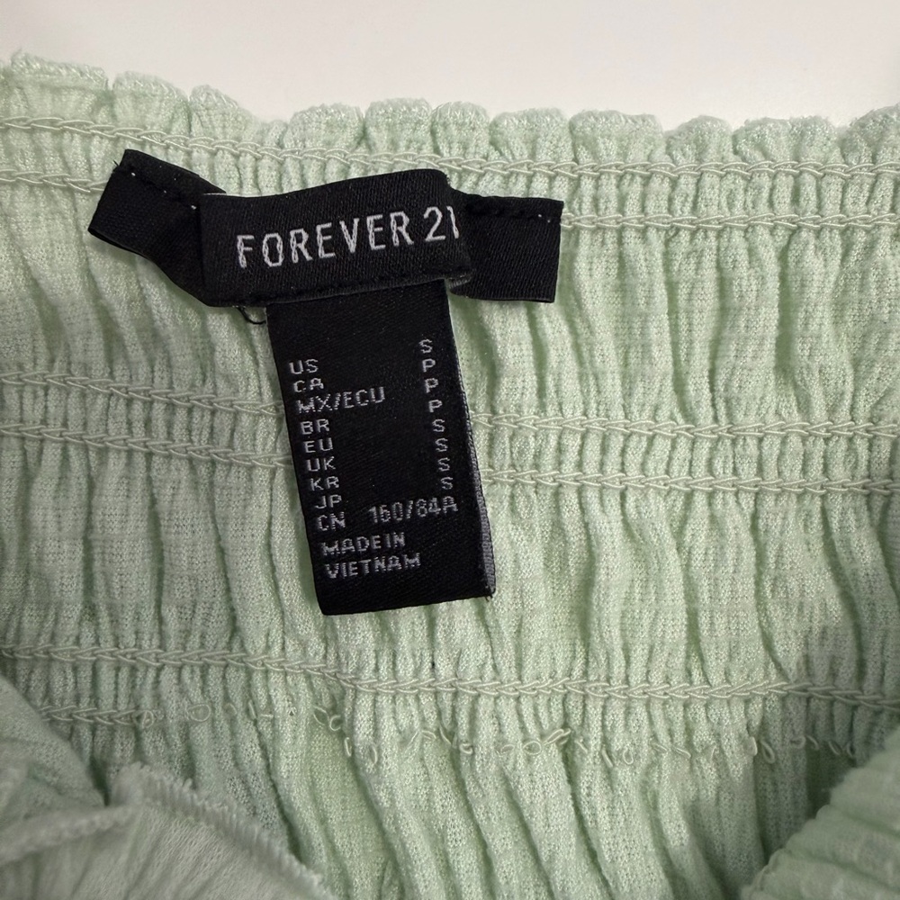 Forever21 Mint Green Smocked Stretchy Crop Top Size Small - Picture 3 of 3